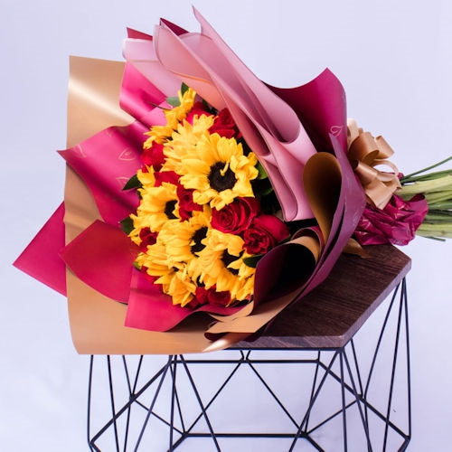 SUNFLOWERS & ROSES BOUQUET