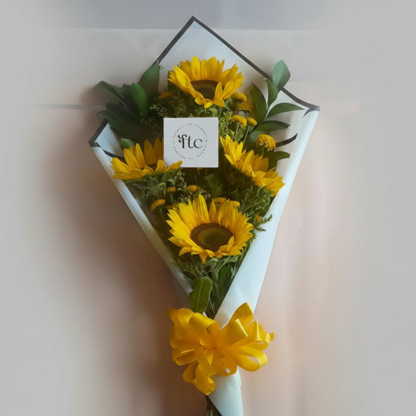 Sunflower Bouquet Delivery in Cartagena, Colombia