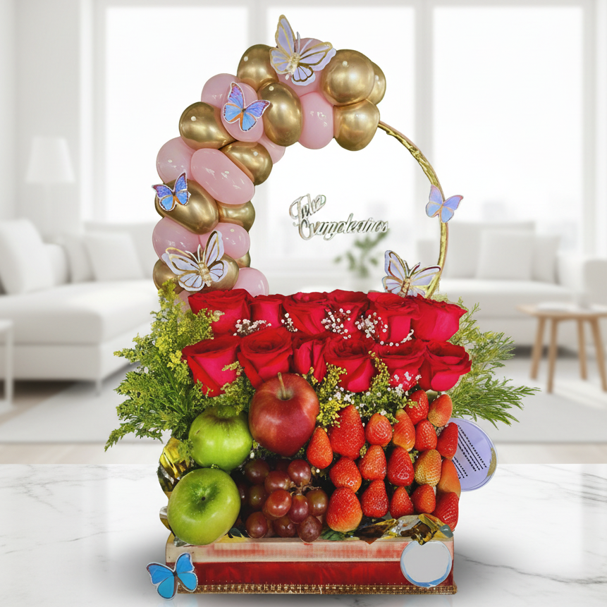 Birthday gift with 12 red roses, fruits, balloon arch, “Feliz Cumpleaños” topper and wooden box – Arboletes delivery