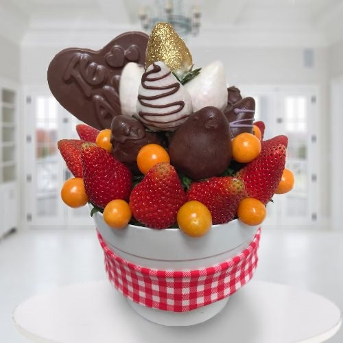STRAWBERRIES & CHOCOLATES