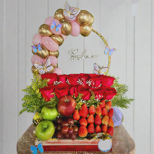Birthday gift with 12 red roses, fruits, balloon arch, “Feliz Cumpleaños” topper and wooden box – Arboletes delivery