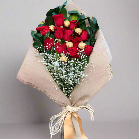Rustic Bouquet with Red Roses and Ferrero Rocher – Hato Corozal Casanare